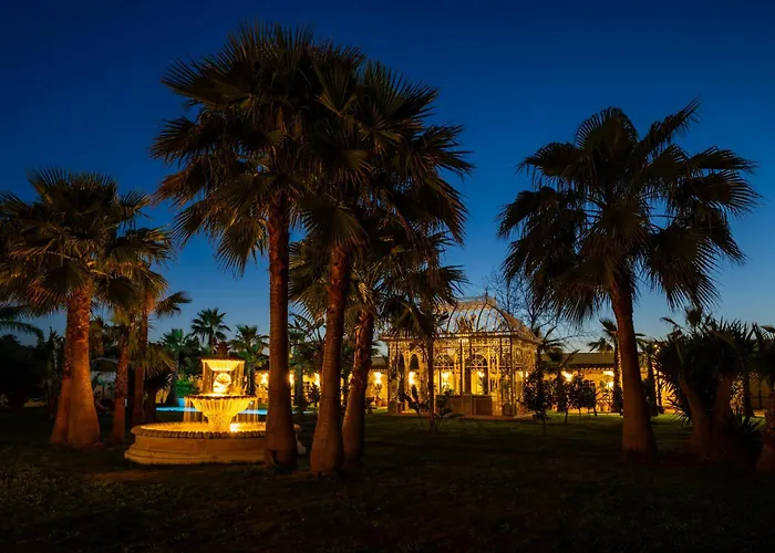 Sol Amarillo Mijas -malaga 푸엔히롤라